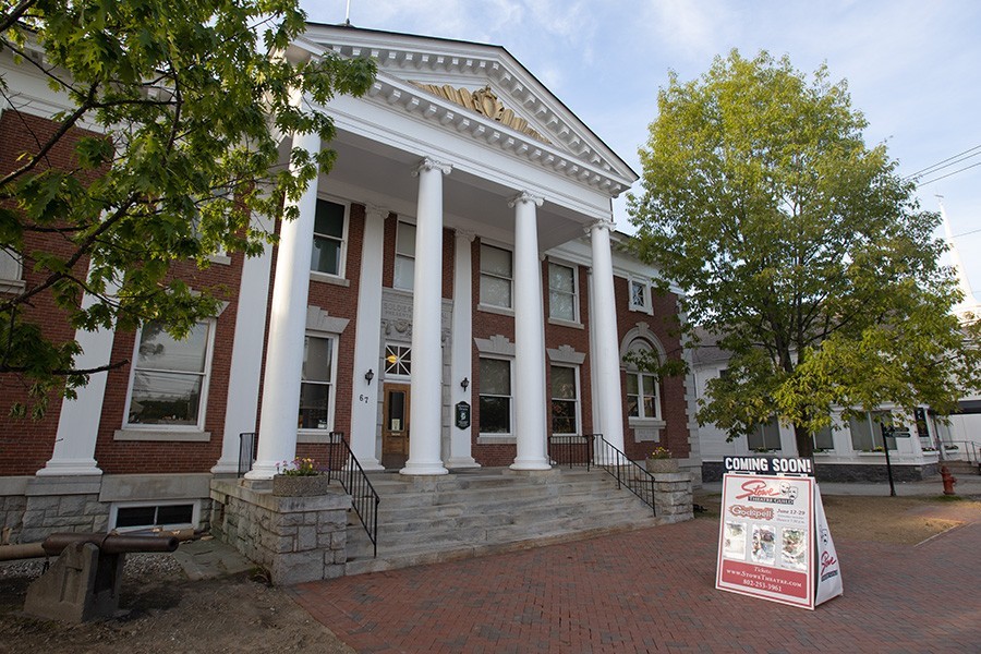 Stowe's Town Hall